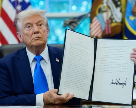 Trump Signs Executive Order Imposing Annual $100,000 Charge on H-1B Visas